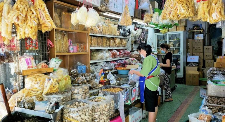 Die alte Geschichte Bangkoks mit 3 Religionen