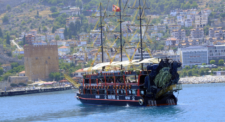 Paseo en Barco Todo Incluido con Almuerzo y Refrescos en Alanya