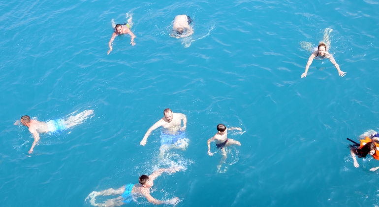 Paseo en Barco Todo Incluido con Almuerzo y Refrescos en Alanya
