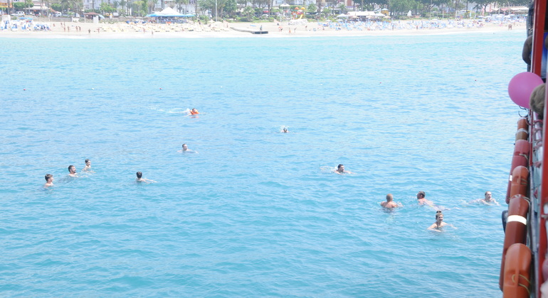 Paseo en Barco Todo Incluido con Almuerzo y Refrescos en Alanya
