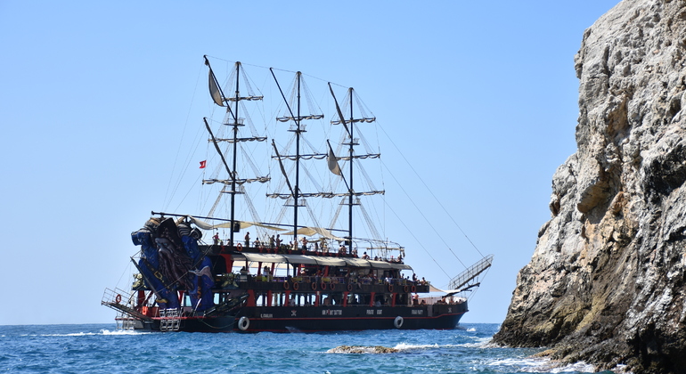 Paseo en Barco Todo Incluido con Almuerzo y Refrescos en Alanya