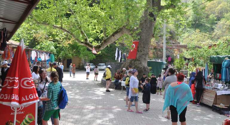 Safari en jeep por los Montes Tauro con almuerzo en el río Dimcay en Alanya