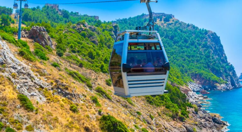 Sunset Alanya City Tour con Teleférico, Cena y Paseo en Barco