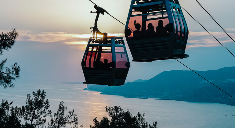 Sunset Alanya City Tour con Teleférico, Cena y Paseo en Barco