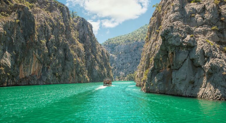 Excursion en bateau dans le canyon vert au départ d'Antalya avec déjeuner et boissons non alcoolisées