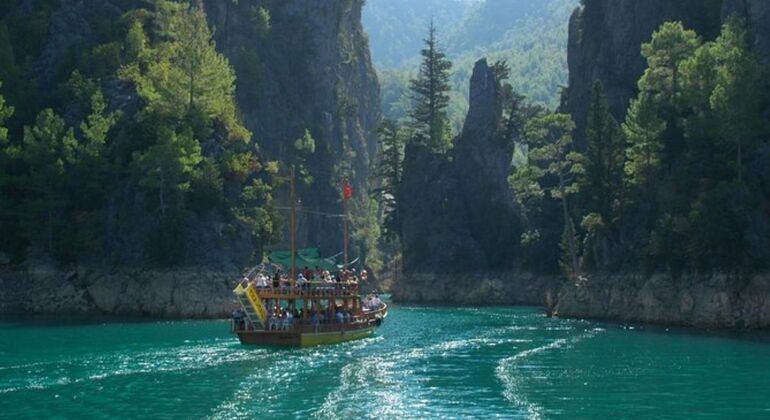 Excursion en bateau dans le canyon vert au départ d'Antalya avec déjeuner et boissons non alcoolisées