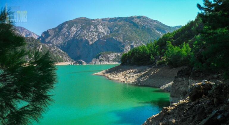 Excursion en bateau dans le canyon vert au départ d'Antalya avec déjeuner et boissons non alcoolisées