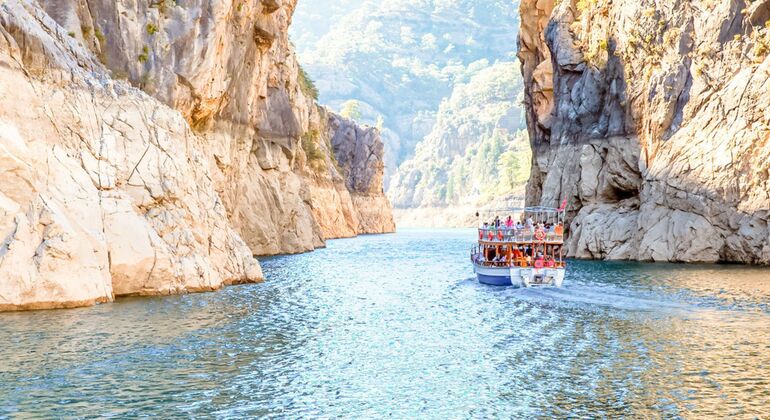 Excursion en bateau dans le canyon vert au départ d'Antalya avec déjeuner et boissons non alcoolisées