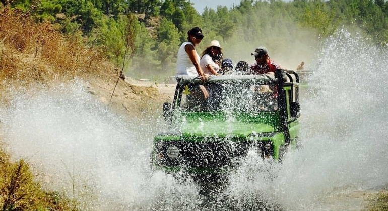 Jeep Safari Tour und Canyon Bootsfahrt von Side mit Mittagessen