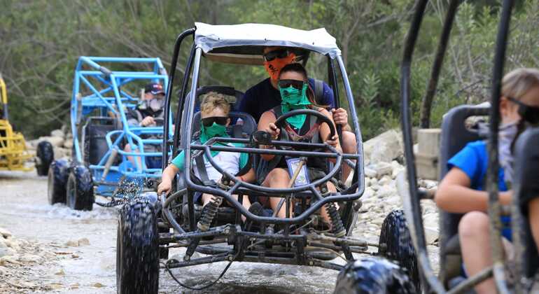 Rafting, Buggy Safari & Zipline Tour von Side und Manavgat