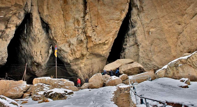Private Day Trip from Yerevan to Khor Virap, Areni & Noravank