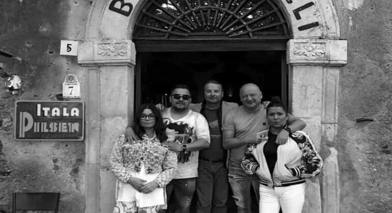 Taormina: Die sizilianischen Farben und Geschmäcker des Weißen Lotus