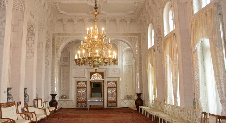 Bukhara Countryside Tour - Sommerresidenz & Nakshband Center