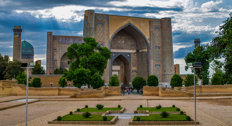 Visite privée de Samarcande, capitale d'Amir Timur, avec transport inclus