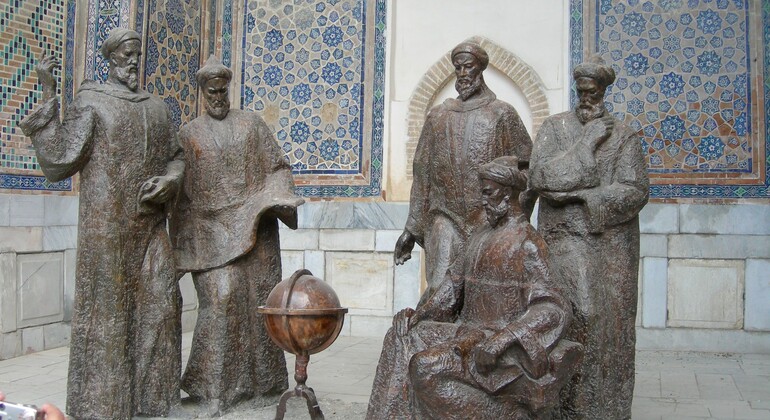 Visite privée de Samarcande, capitale d'Amir Timur, avec transport inclus