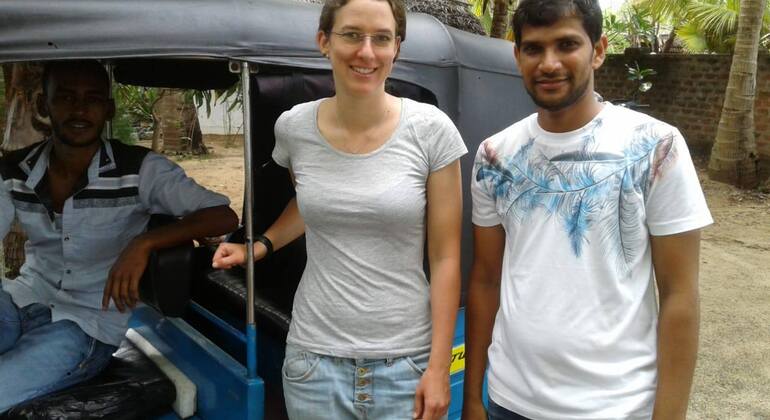 Safari en Tuk Tuk por la bahía de Arugam