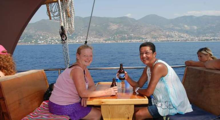 Excursión en catamarán todo incluido desde Alanya