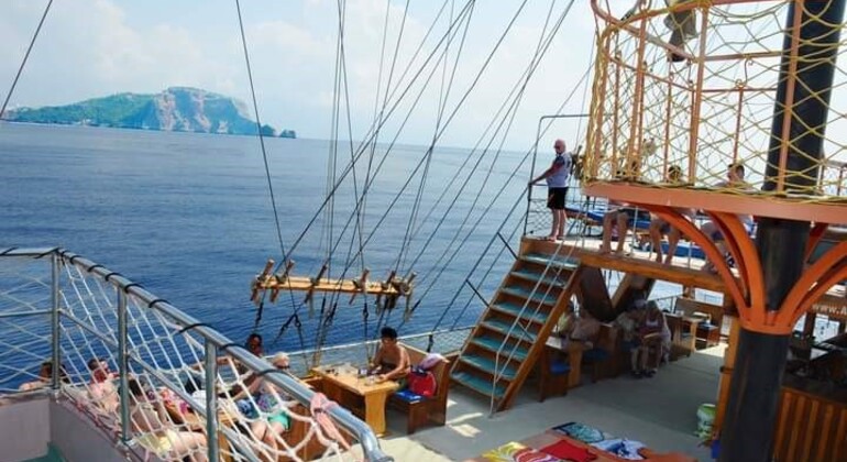 Excursión en catamarán todo incluido desde Alanya