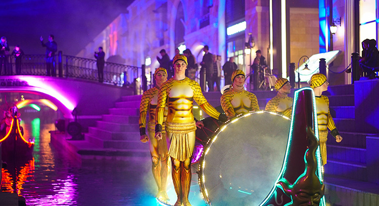 Spectacle nocturne du Pays des légendes avec transfert aller-retour depuis Antalya