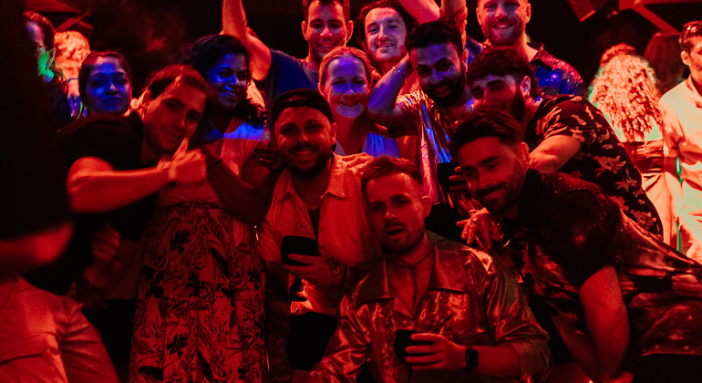 Tournée des bars de Valence : Quatre bars, des shots gratuits et l'entrée dans les clubs