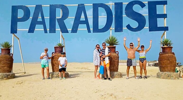 Escursione di snorkeling con pranzo e trasferimenti a Hurghada Paradise