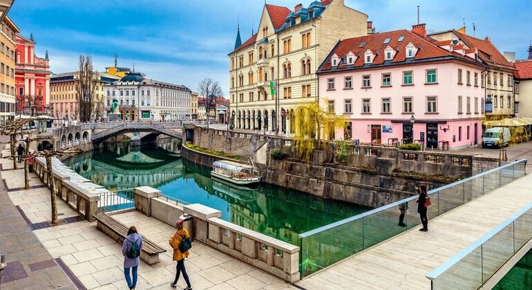 Ljubljana & Lake Bled Day Trip by Minivan from Zagreb
