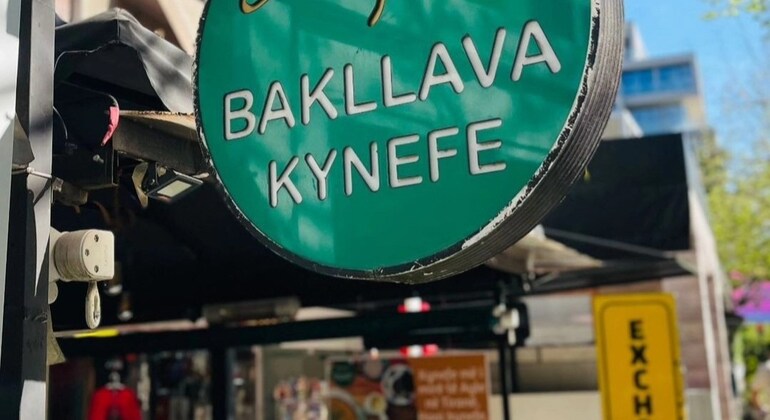 Recorrido cultural e histórico por Tirana y Kruja