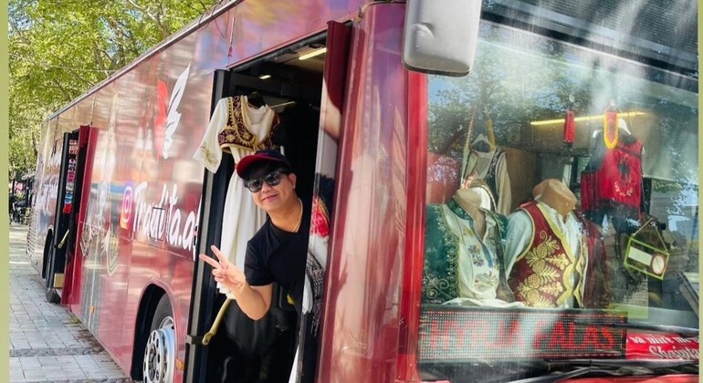 Recorrido cultural e histórico por Tirana y Kruja
