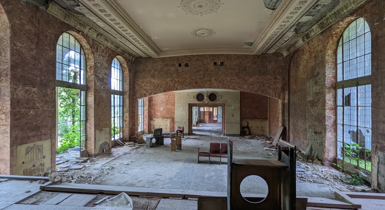 Tour of the Abandoned Sanatoriums in Tskaltubo