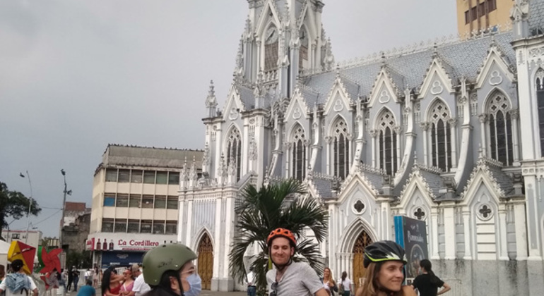 Cultural Bike Tour in Cali