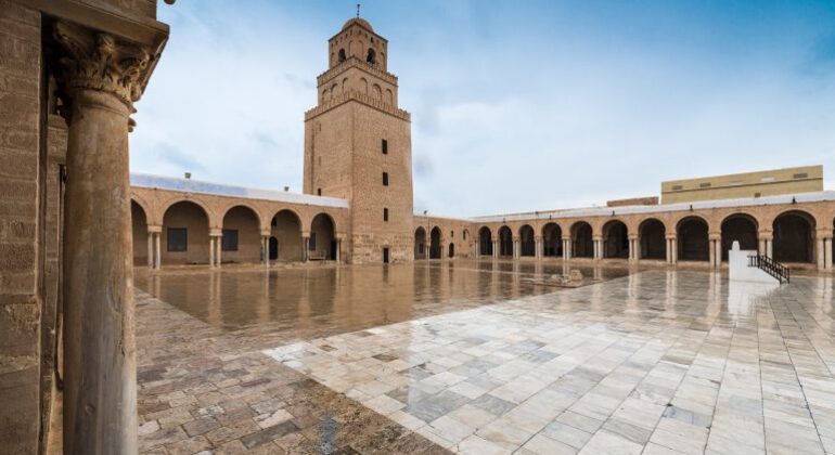 Private Tour nach Kairouan, El Jem und Monastir ab Sfax