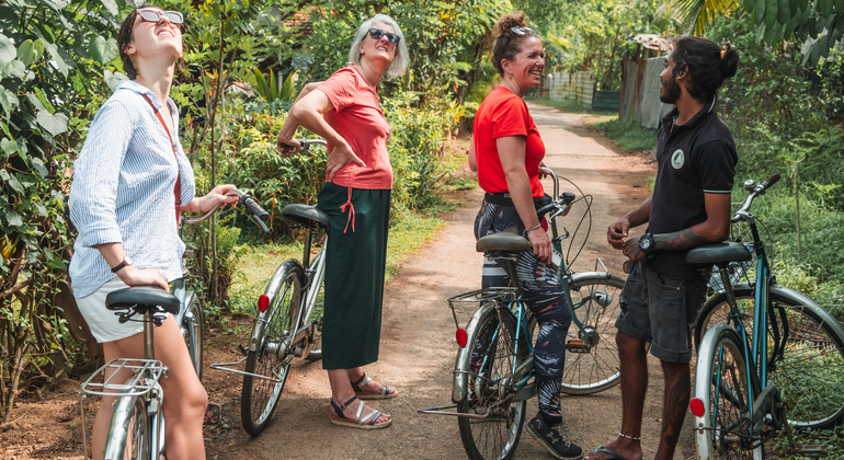 Tour a la Laguna y al Pueblo en Bicicleta