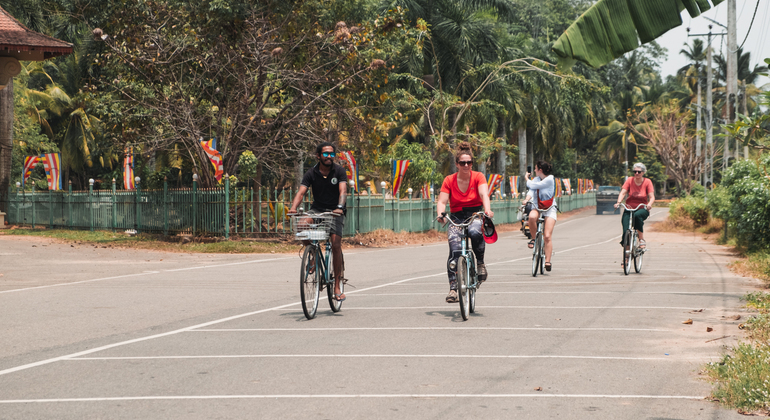 Tour a la Laguna y al Pueblo en Bicicleta