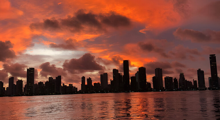Bootsfahrt bei Sonnenuntergang in Cartagena