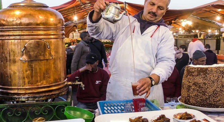 Viaggio gastronomico Morsi della Medina: Tour di degustazione di Marrakech