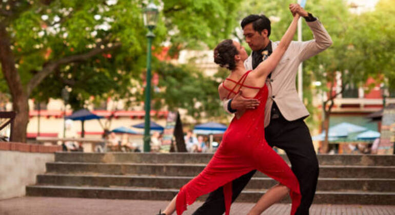 San Telmo – Das Wichtigste in Kürze: Tango, Markt & Museen