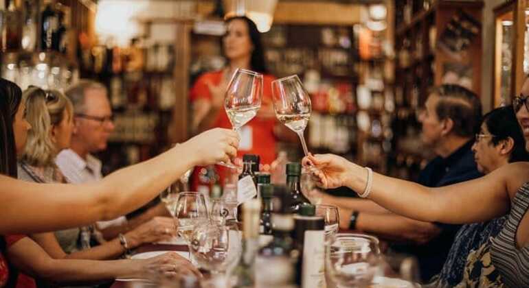 Degustazione di vini e tour esclusivi a Marbella