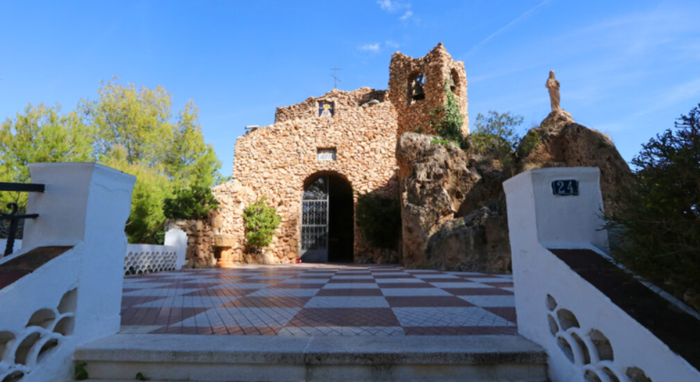 Mijas Pueblo Whiskey & City Walking Tour
