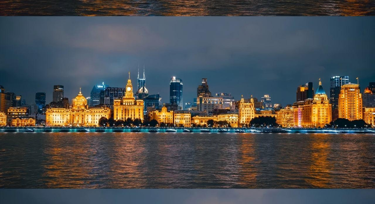 Huangpu Night Cruise: Gemütliche Stimmung & modernes Shanghai-Glühen