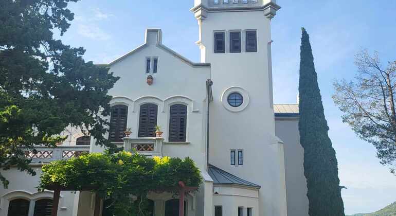 Miramare: El Castillo más Romántico, Bello y Triste