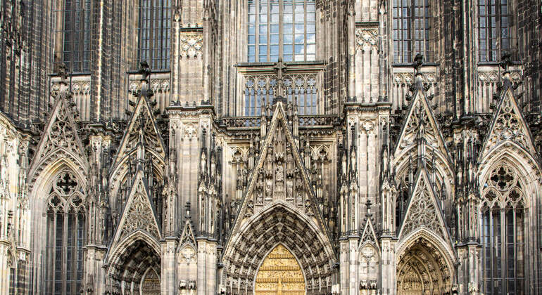 Audio Guide App: Cologne Cathedral and Old City Walk
