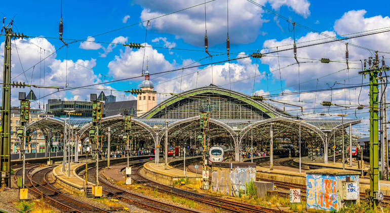 Audio Guide App: Cologne Cathedral and Old City Walk