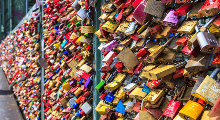 Audio Guide App: Cologne Cathedral and Old City Walk
