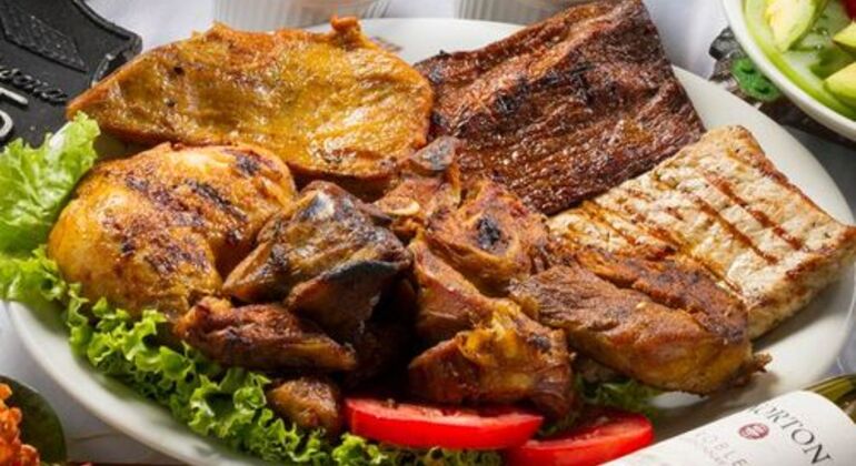 Discover Colonial Giron Colonial and its Traditional Food