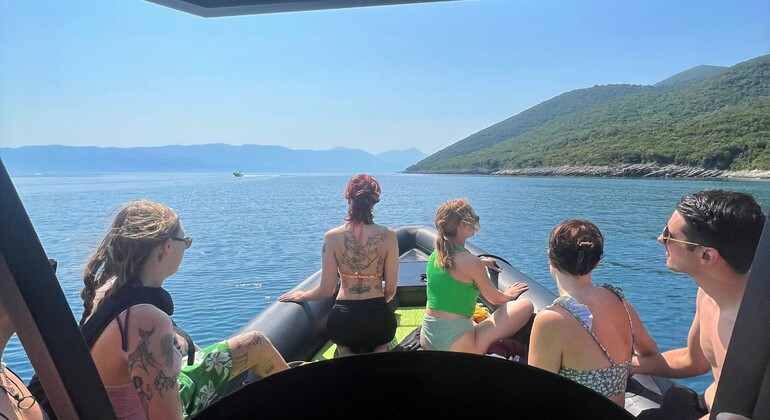 Geführte Besichtigung der Dafina-Bucht und der Haxhi-Ali-Höhle in Vlore