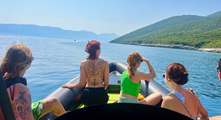 Erkunden Sie die Haxhi Ali Höhle und die Karburun Halbinsel mit dem Schnellboot