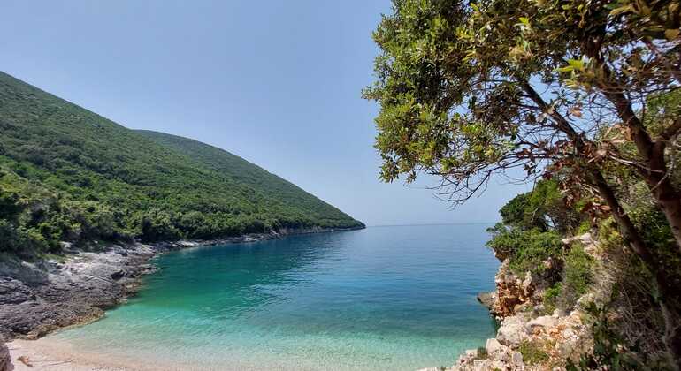 Abenteuer zur Grama Bay und Blue Gem Cave Speedboat Tour