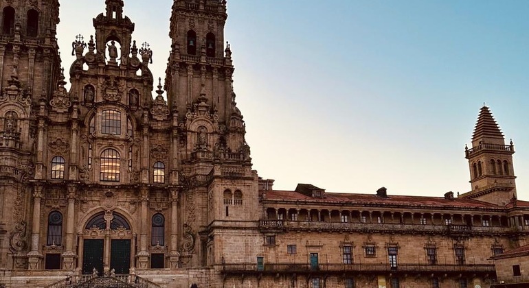 Tour completo di Santiago con ingressi inclusi