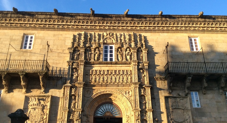 Complete Tour of Santiago with Entrance Fees Included