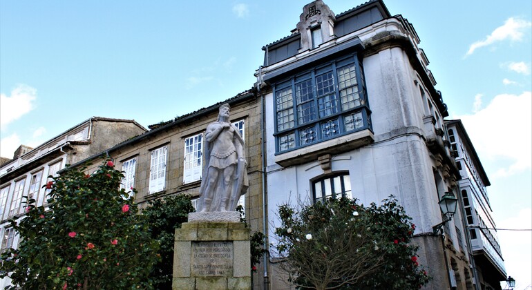 Complete Tour of Santiago with Entrance Fees Included